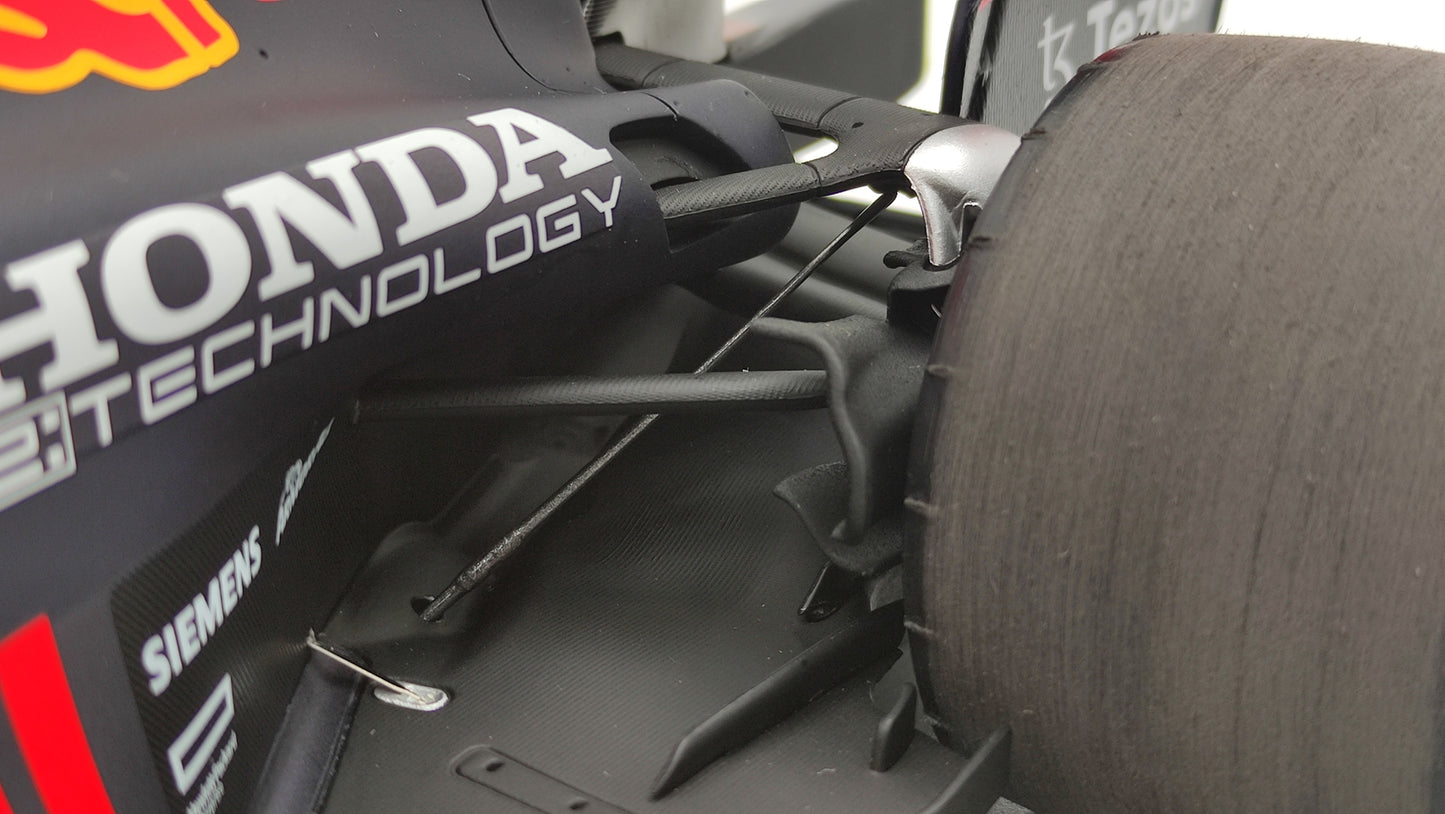 Spark Red Bull Honda RB16b Max Verstappen Winner Abu Dhabi GP 2021 1/12 F1 World Champion 12S032