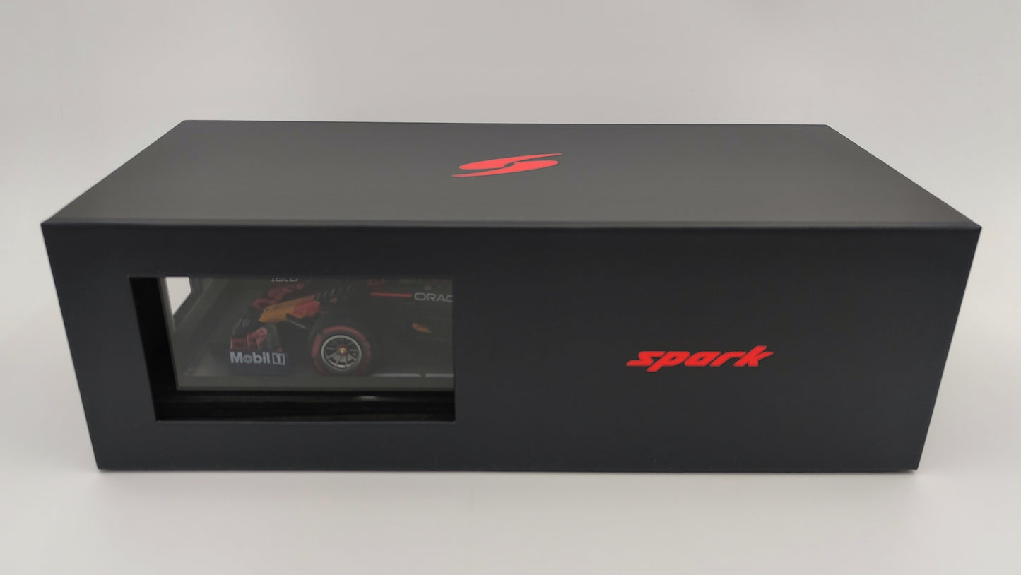 Spark Red Bull Honda RB16b Max Verstappen Winner Abu Dhabi GP 2021 1/18 F1 World Champion 18S609