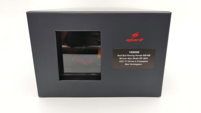Spark Red Bull Honda RB16b Max Verstappen Winner Abu Dhabi GP 2021 1/18 F1 World Champion 18S609