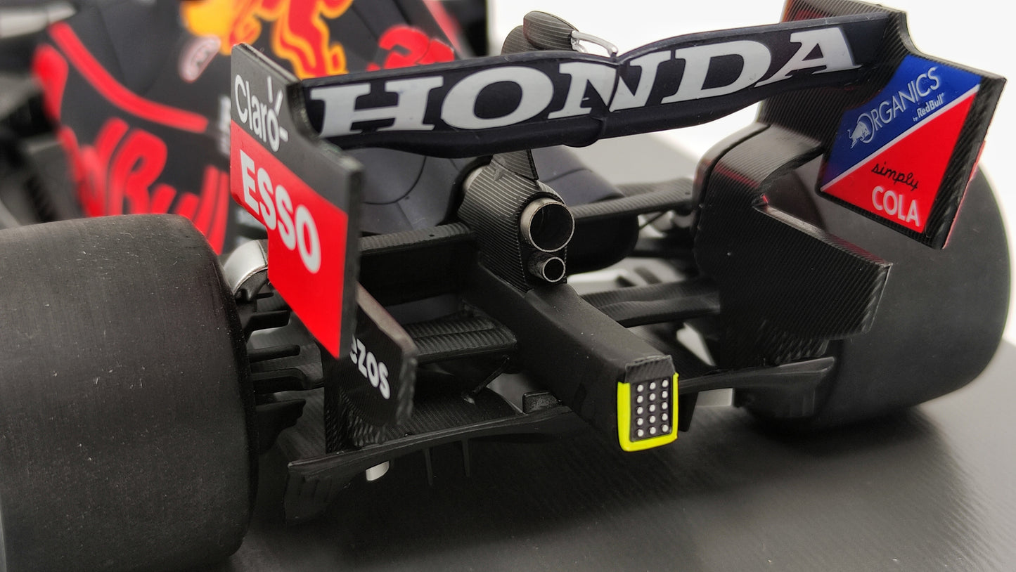 Spark Red Bull Honda RB16b Max Verstappen Winner Abu Dhabi GP 2021 1/18 F1 World Champion 18S609