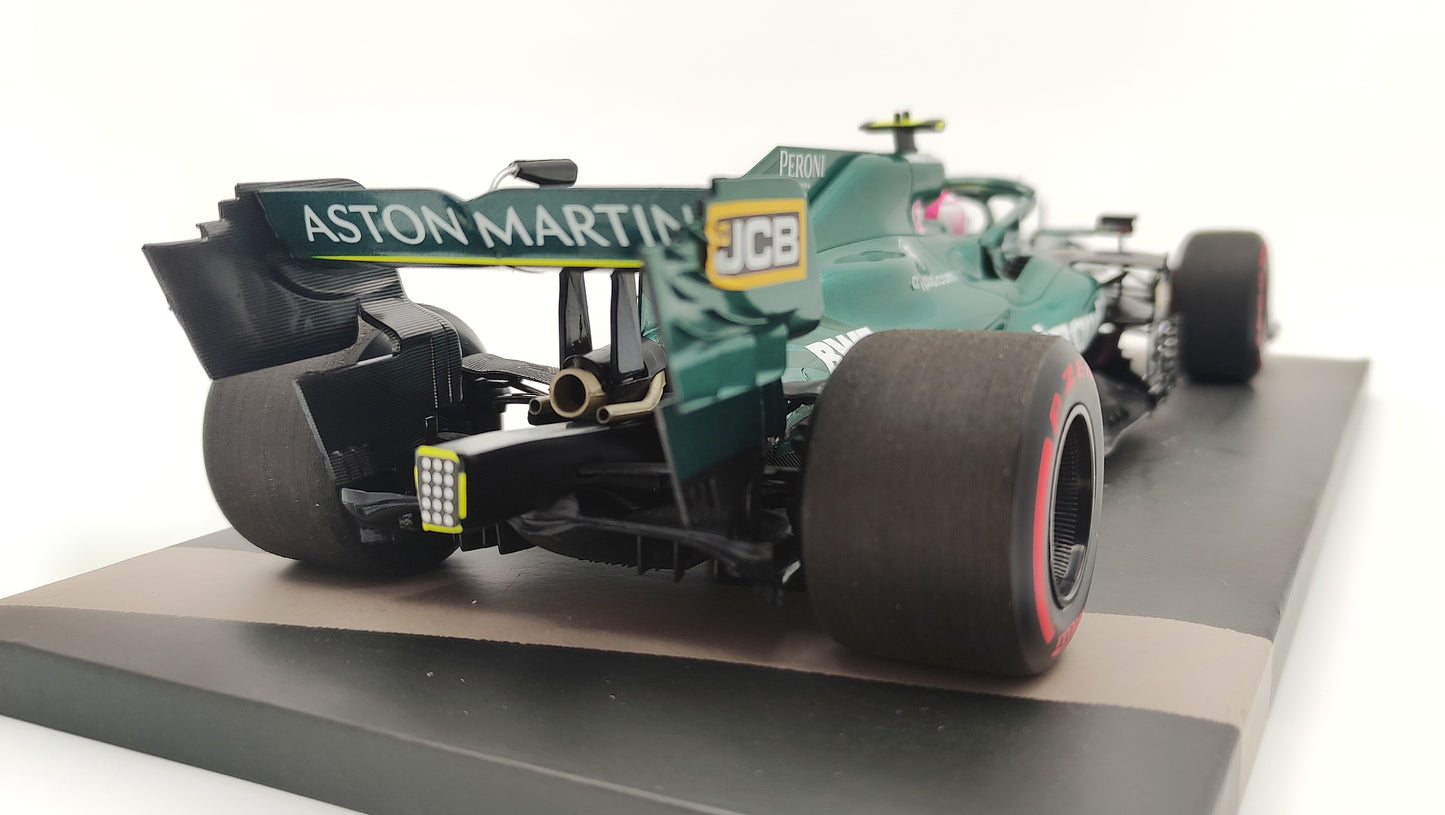Minichamps Aston Martin AMR21 Sebastian Vettel 2nd Azerbaijan GP 1/18 117210705