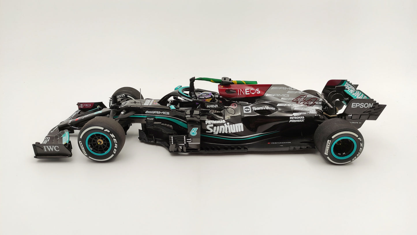 Minichamps AMG Mercedes W12 Lewis Hamilton 2021 Brazilian GP winner 1/18 113212044