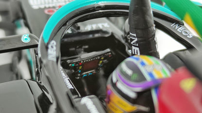 Minichamps AMG Mercedes W12 Lewis Hamilton 2021 Brazilian GP winner 1/18 113212044