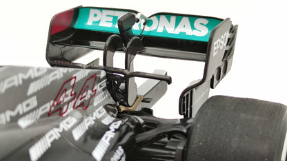Minichamps AMG Mercedes W12 Lewis Hamilton 2021 Brazilian GP winner 1/18 113212044