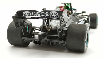 Minichamps AMG Mercedes W12 Lewis Hamilton 2021 Brazilian GP winner 1/18 113212044