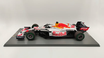Spark Red Bull Honda RB16b Max Verstappen Turkish GP F1 World Champion 2021 1/12 12S031