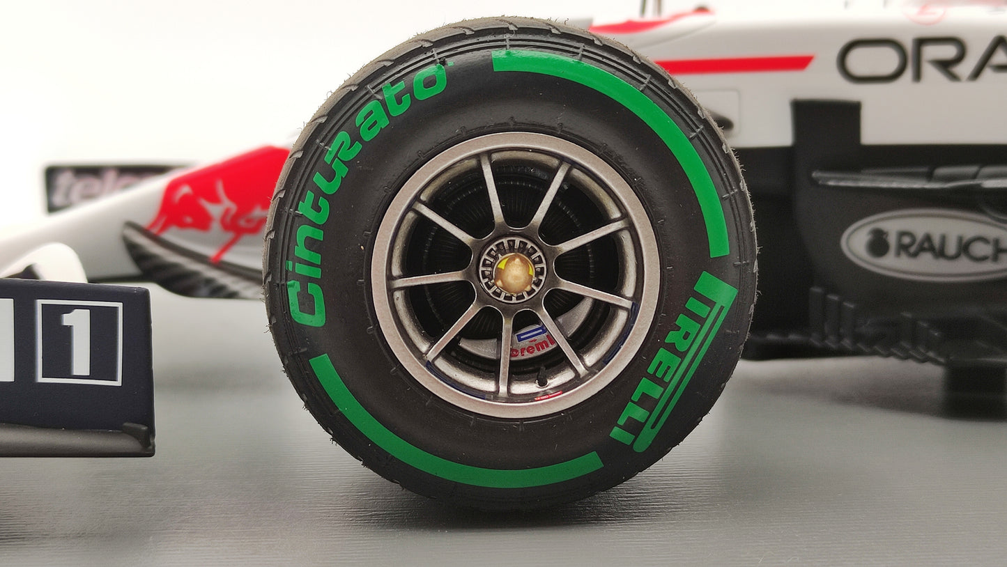 Spark Red Bull Honda RB16b Max Verstappen Turkish GP F1 World Champion 2021 1/12 12S031