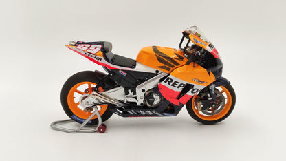 Minichamps Moto GP Honda RC211V Nicky Hayden 2006 World Champion 1/12 Limited Edition 1017 pcs. 122061169