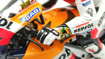 Minichamps Moto GP Honda RC211V Nicky Hayden 2006 World Champion 1/12 Limited Edition 1017 pcs. 122061169