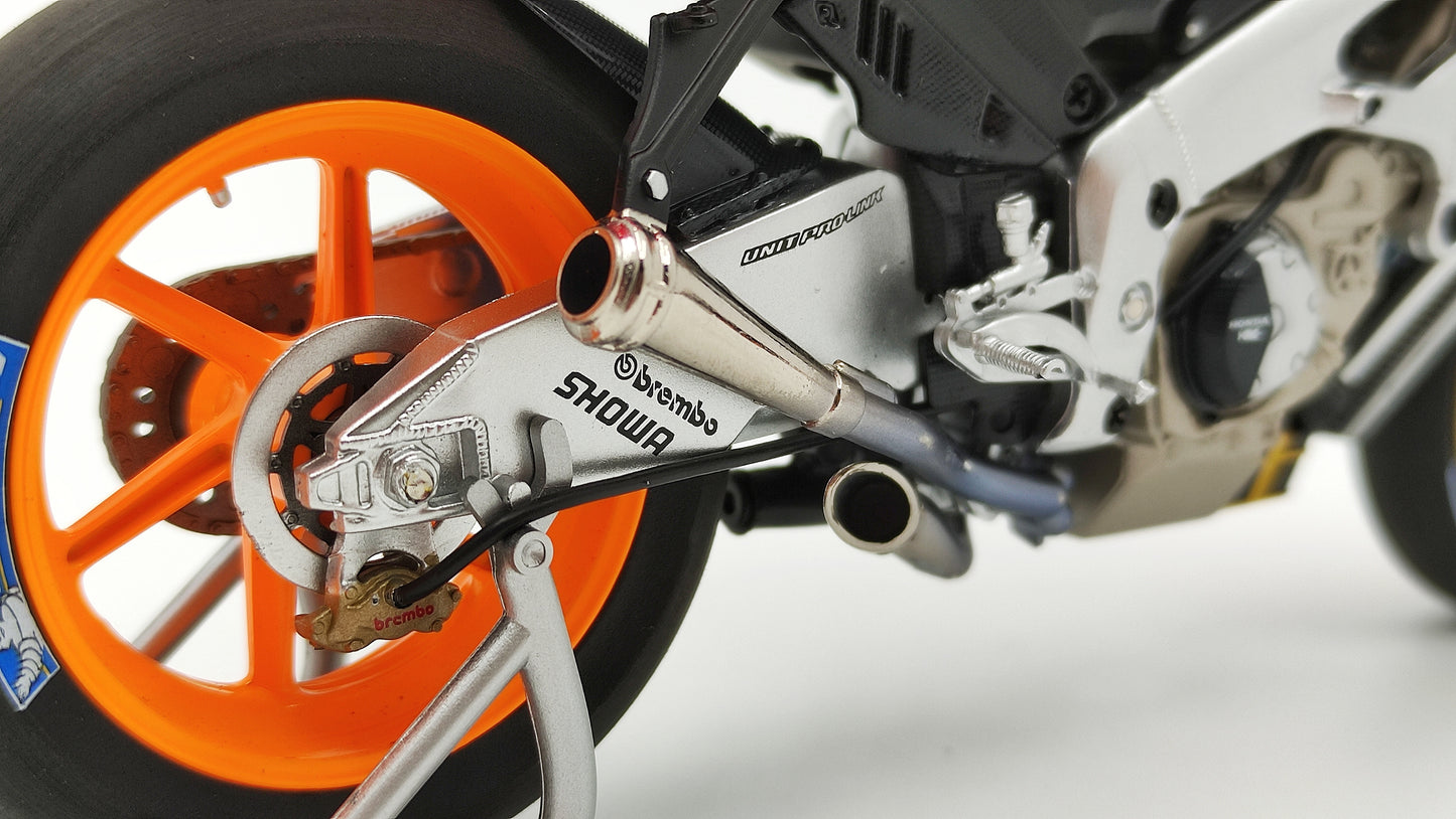 Minichamps Moto GP Honda RC211V Nicky Hayden 2006 World Champion 1/12 Limited Edition 1017 pcs. 122061169