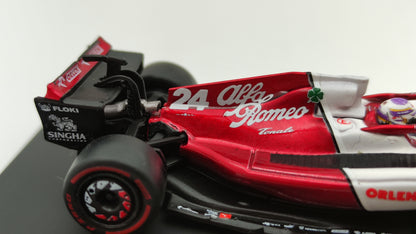 Sparky Alfa Romeo C42 Zhou Guanyu F1 2022 1/64 SY261