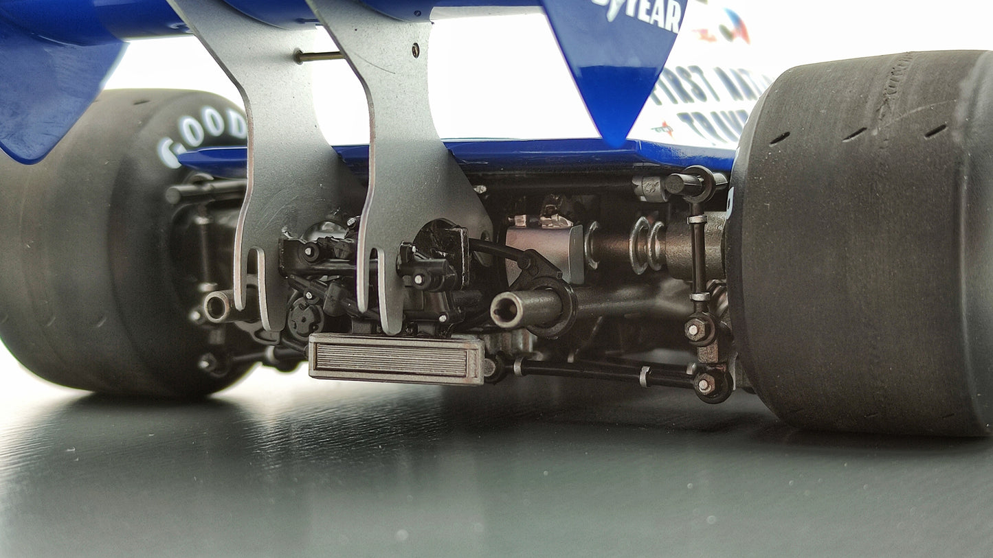 Spark Tyrrell P34 Patrick Depailler Canadian GP 1977 1/18 18S574