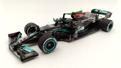 Minichamps AMG Mercedes W12 Lewis Hamilton 2021 Brazilian GP winner 1/18 110212044