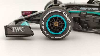 Minichamps AMG Mercedes W12 Lewis Hamilton 2021 Brazilian GP winner 1/18 110212044