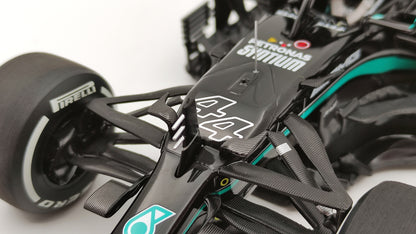 Minichamps AMG Mercedes W12 Lewis Hamilton 2021 Brazilian GP winner 1/18 110212044