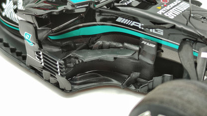 Minichamps AMG Mercedes W12 Lewis Hamilton 2021 Brazilian GP winner 1/18 110212044