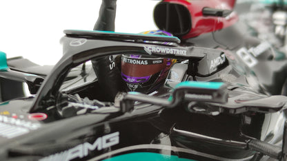 Minichamps AMG Mercedes W12 Lewis Hamilton 2021 Brazilian GP winner 1/18 110212044