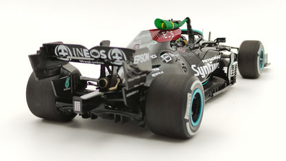 Minichamps AMG Mercedes W12 Lewis Hamilton 2021 Brazilian GP winner 1/18 110212044